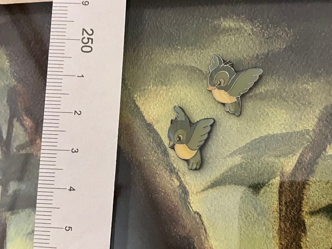 レア　限定品　ディズニー バンビ ピンバッジ　額装　ピンアート　アートフレーム