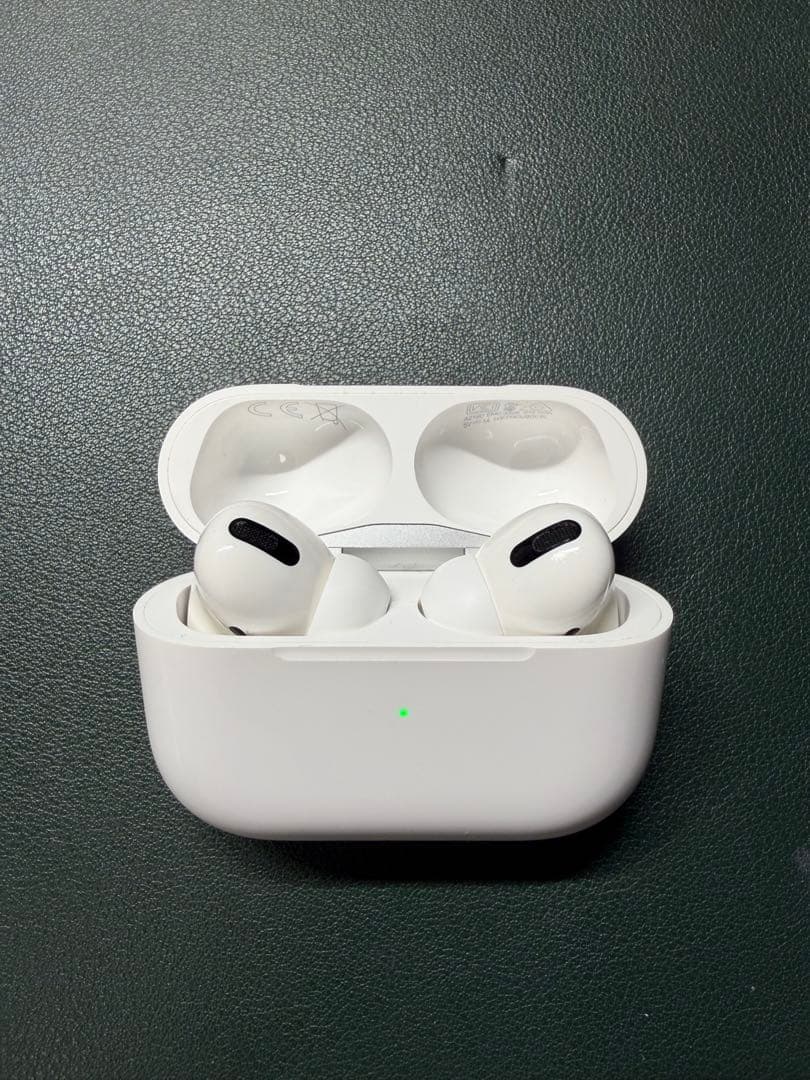 A*U様 AirPods Pro 初代　第一世代