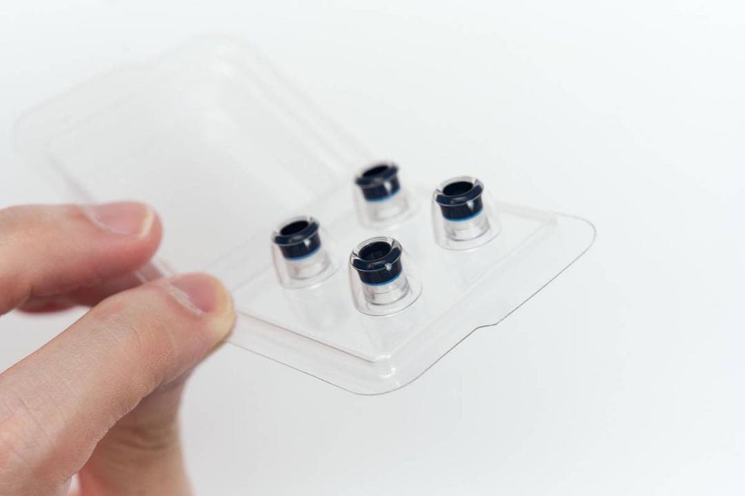 Technics ワイヤレスイヤホン シルバー　EAH-AZ100