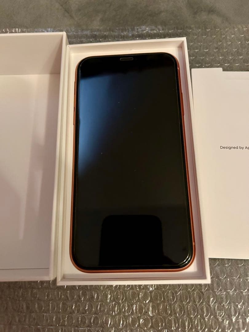 kyaさま専用　iPhone XR コーラル 64GB SIMフリー