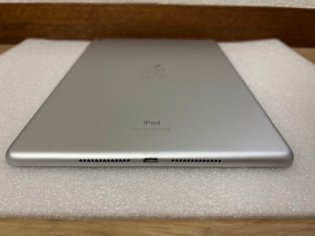 iPad本体 iPad 7 32GB Wifi
