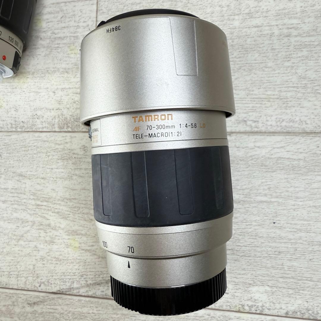 Canoni EOS Kiss カメラ　フィルム一眼レフタムロンズーム付き