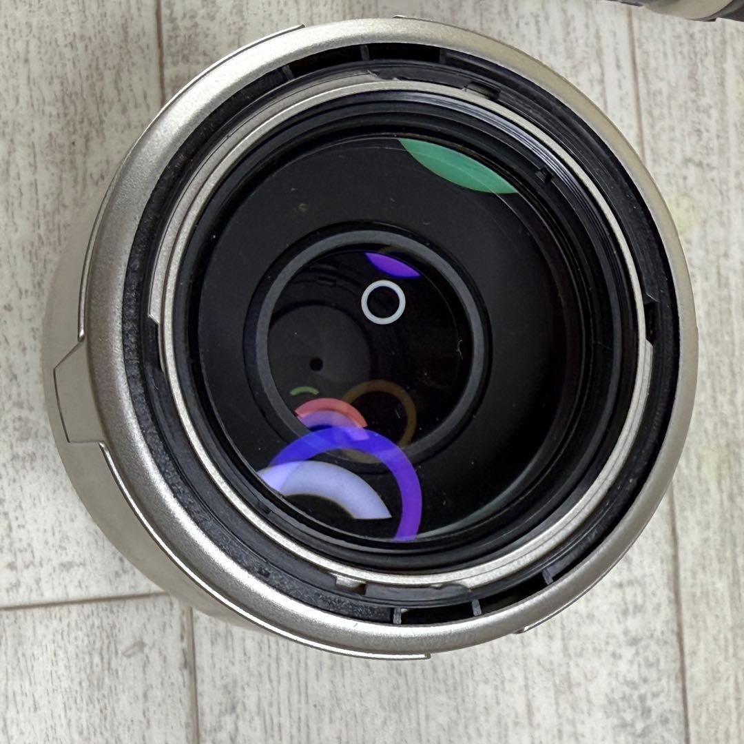 Canoni EOS Kiss カメラ　フィルム一眼レフタムロンズーム付き