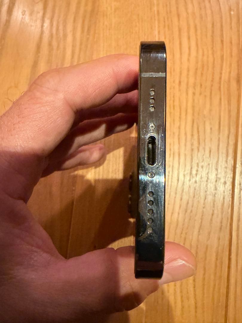 Apple iPhone 13 Pro グラファイト　256