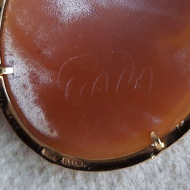 ヴィンテージ　女性　カメオ　ペンダントトップ&ブローチ