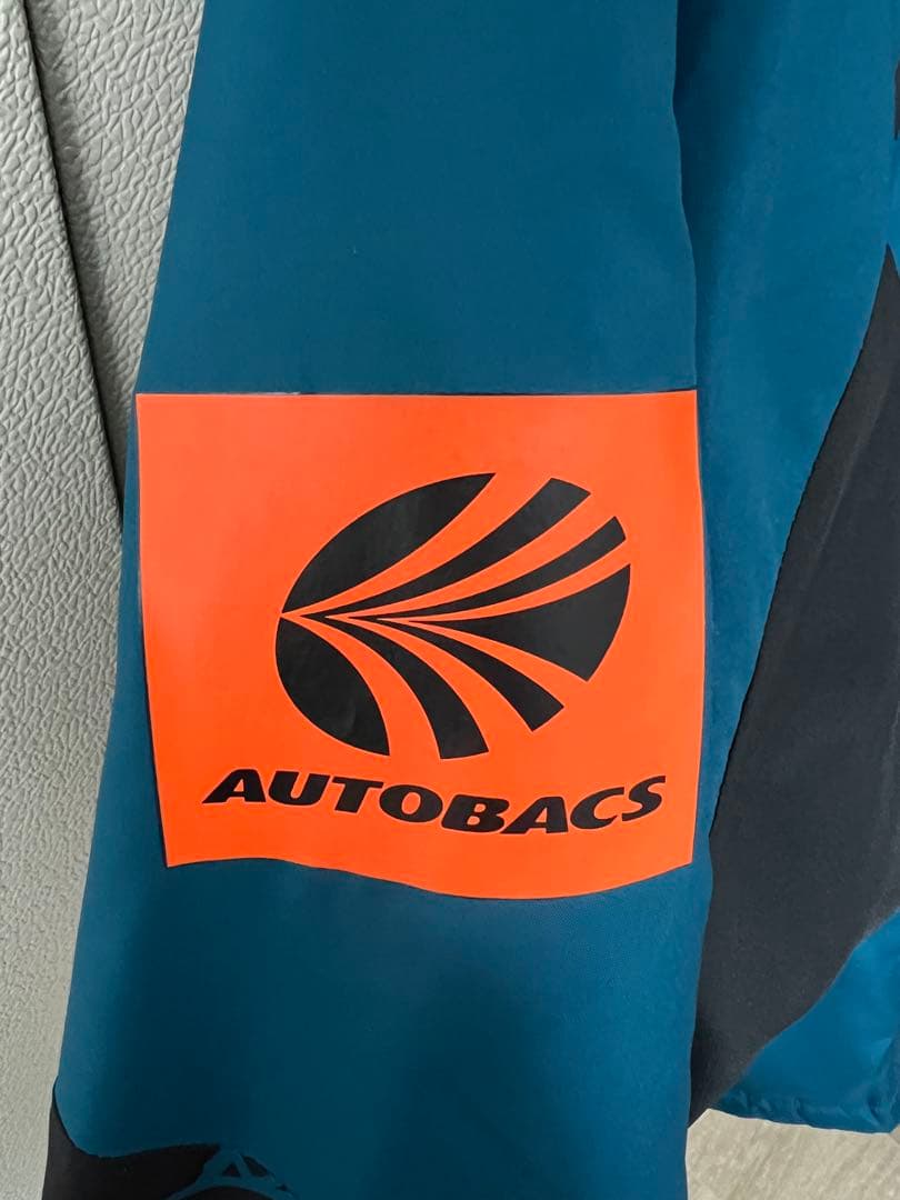 あ*し様 【美品】北海道コンサドーレ札幌 2025 ウォーマーシャツ　2XL