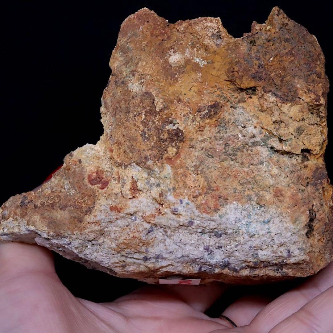 カリフォルア産 コランダム ルビー 原石 399.5g CRD100 鉱物天然石