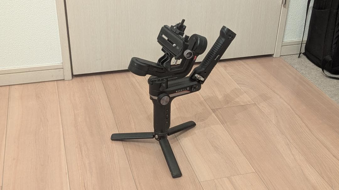 Zhiyun Weebill S ジンバル + Smallrig ハンドル