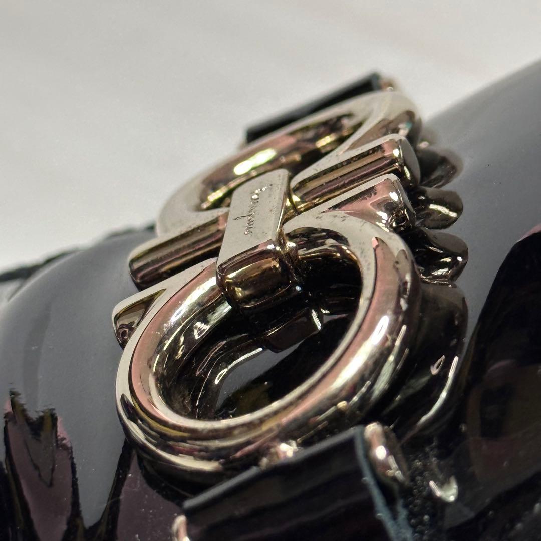 美品☆フェラガモ☆レディース☆パンプス☆エナメル☆ブラック☆サイズ7☆168