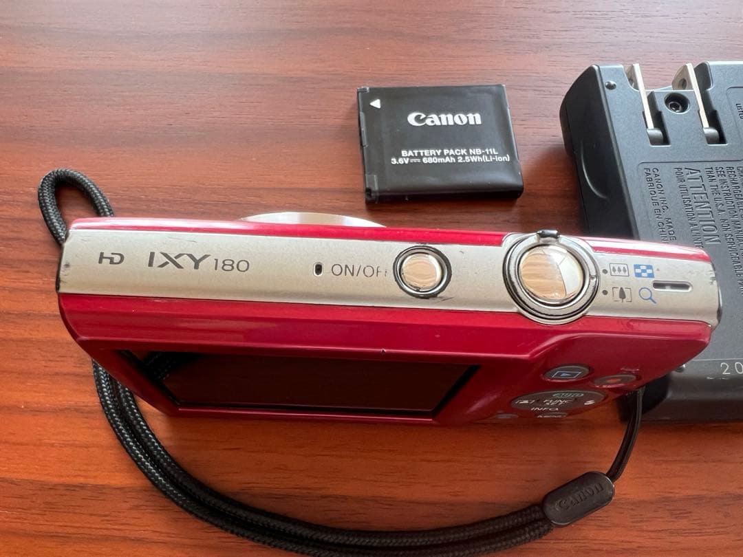 Canon IXY 180 レッド　（その2）