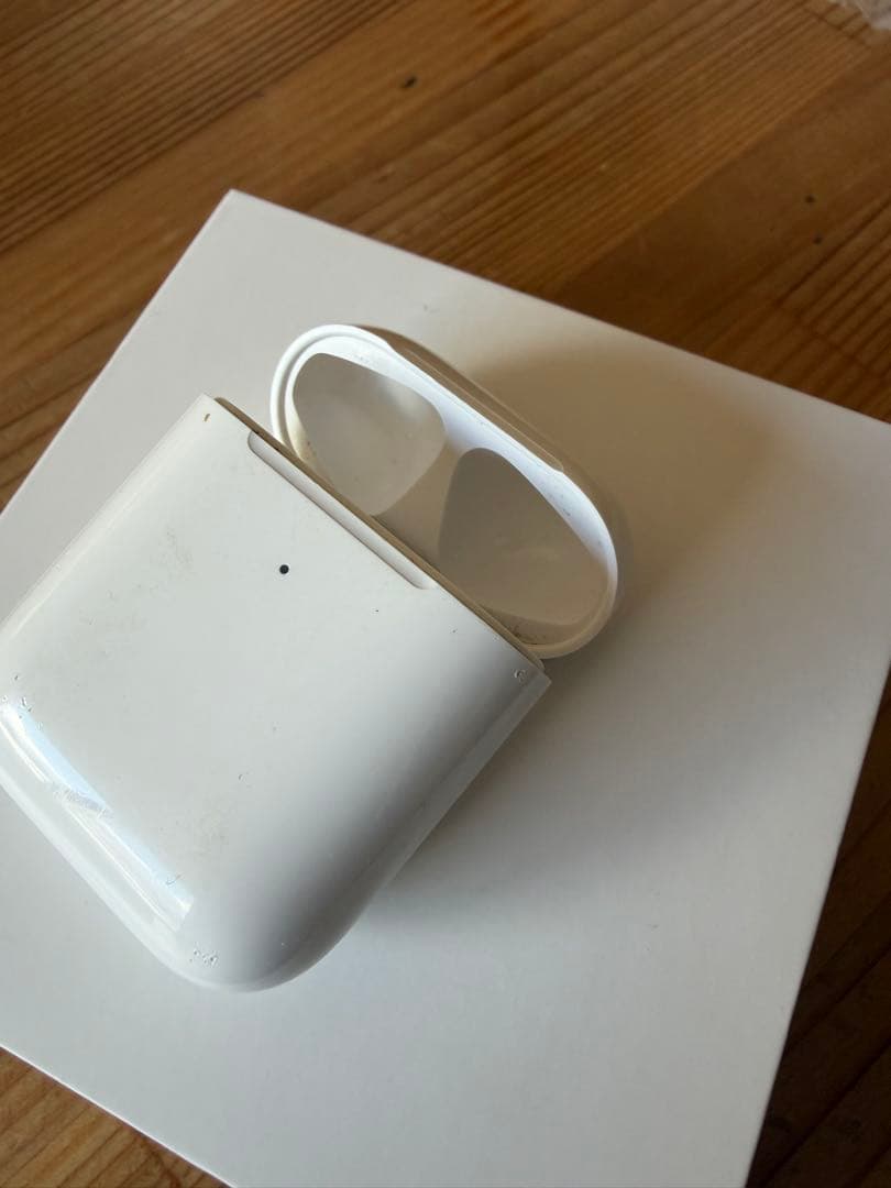 AirPods 2 左耳・充電ケースのみ