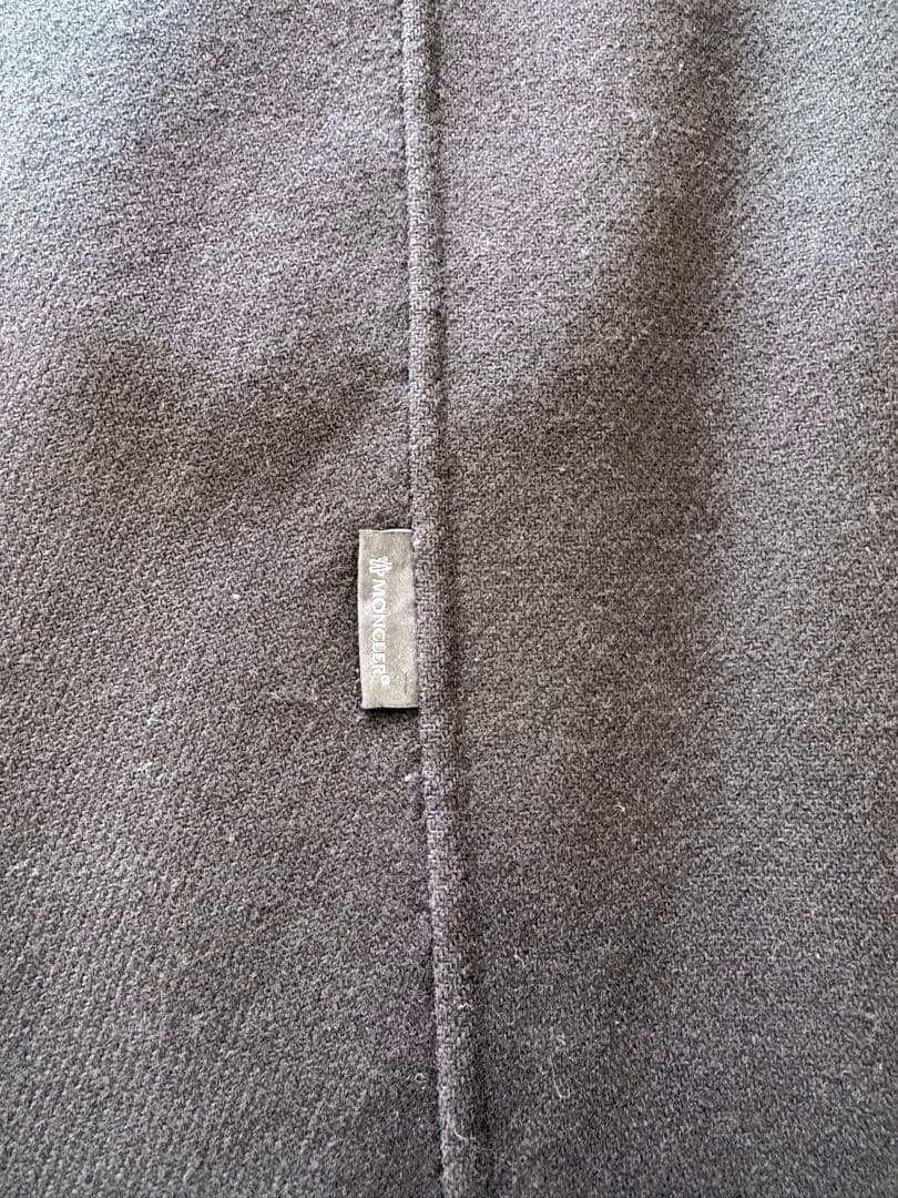 モンクレール　レアなインナーダウン付きウールコート　ダウンショール　ブラック