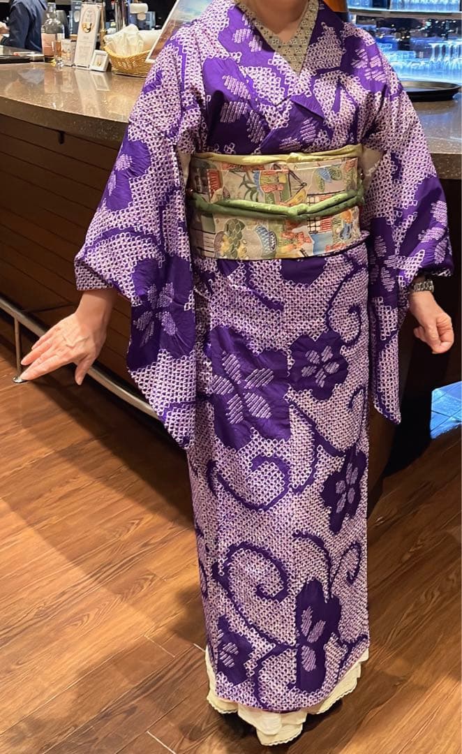 【雪月花 】着物◎アンティーク 袷 総絞り 古代紫 唐草模様 花