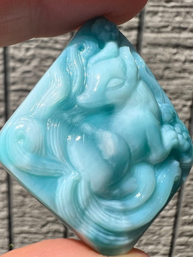 希少　特選　  九尾　ラリマー　置物