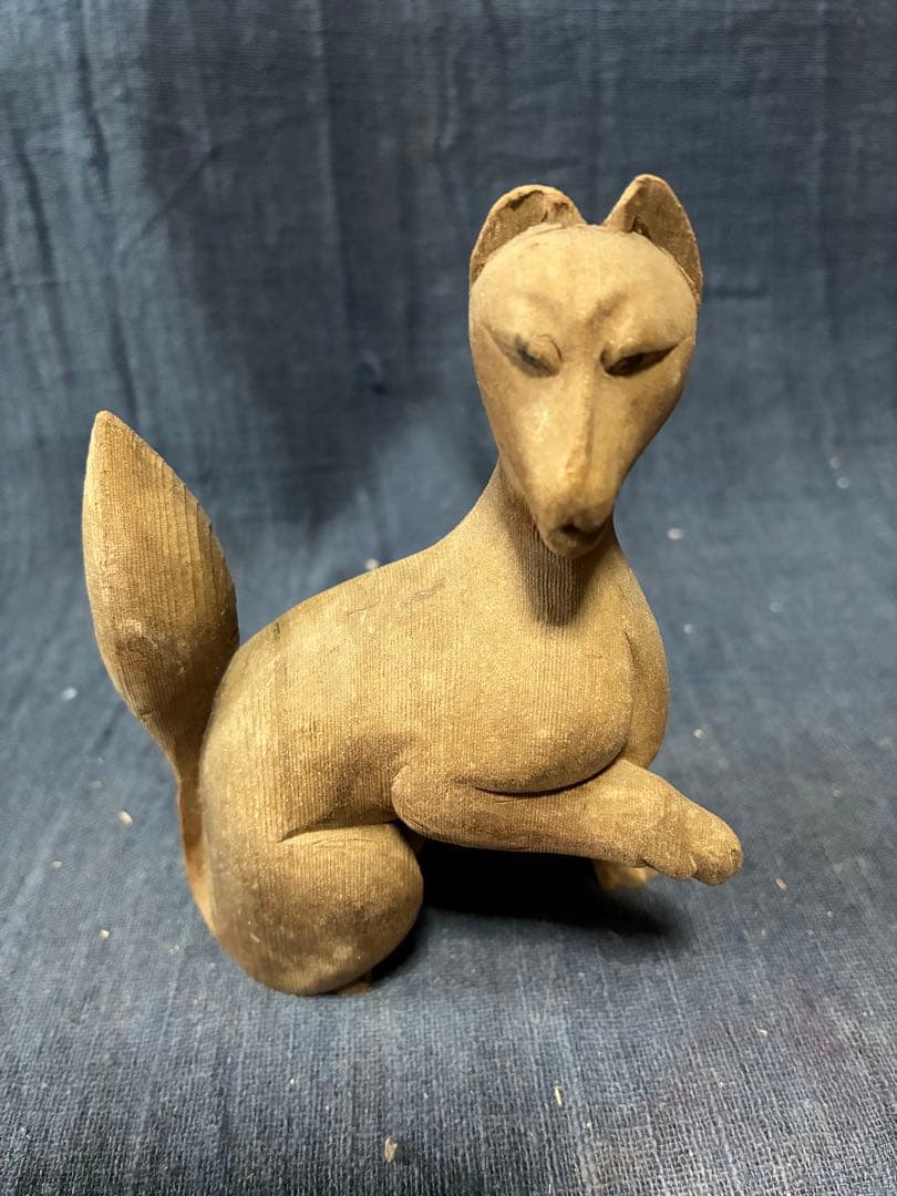 阿吽の狐一対　木彫りの狐　神棚に鎮座していた狐　江戸時代