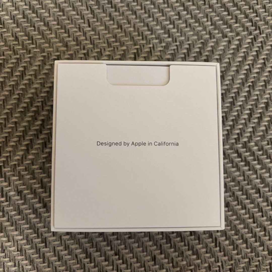 AirPods Pro ワイヤレス充電ケース付き　右耳のみ