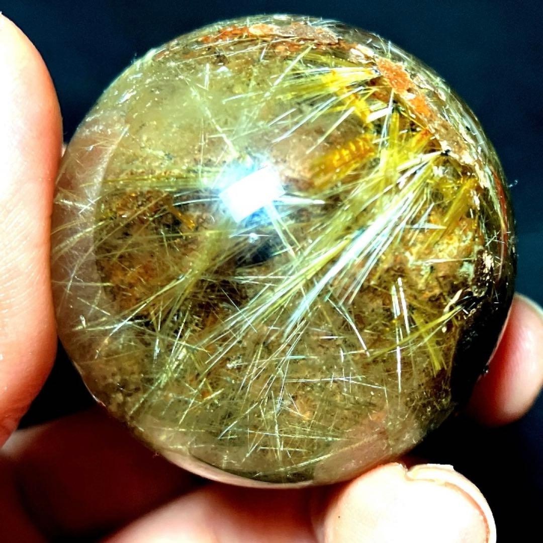 38mm ゴールドタイチンルチルクォーツ　丸玉　スフィア　金針水晶
