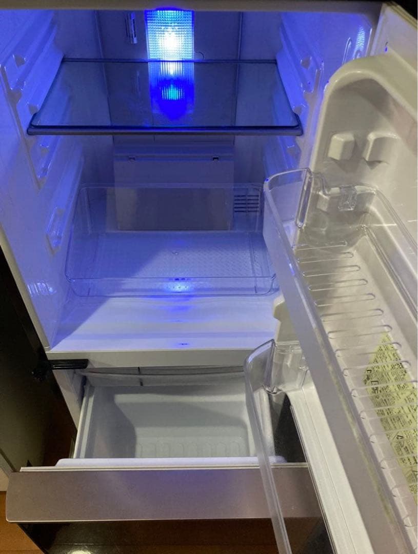 SHARP ブラック冷蔵庫 3段棚