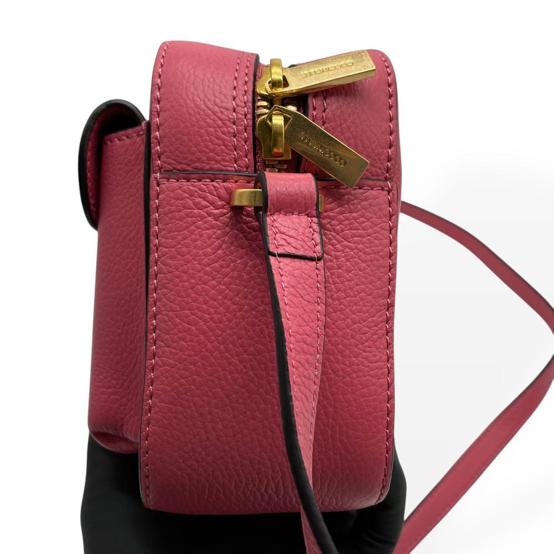 未使用級　COCCINELLE ショルダーバッグ　レザー　保存袋　ピンク系　高級