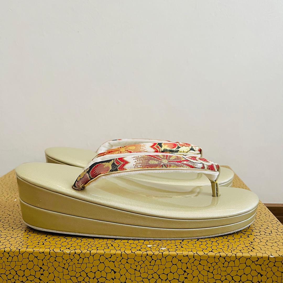 【美品】振袖用バッグ　草履　成人式　振袖　西陣織　正絹　Mサイズ