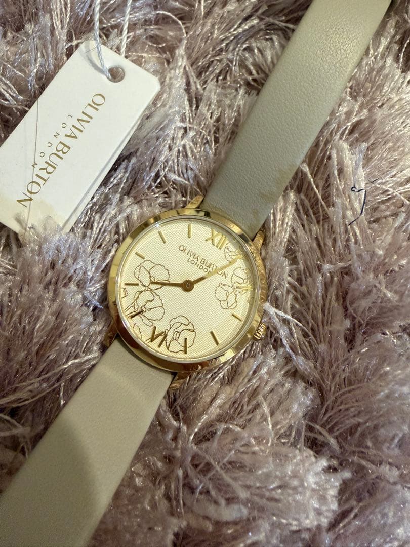 新品未使用 シグネチャー 28mm アブストラクト フローラル クリームレザー