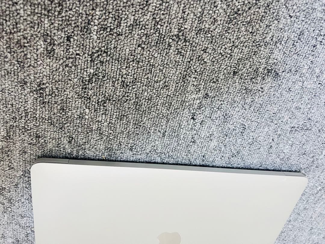 MacBook本体 Macbook Pro 2020 Core i7/16/512GB