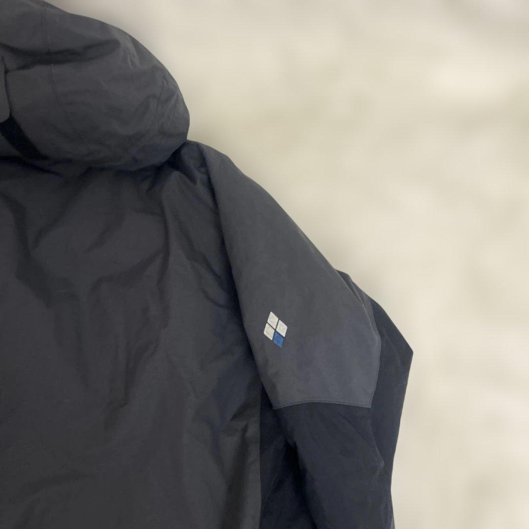 【美品】モンベル　スキーウエア　ダウンジャケット　Mサイズ　グレー　ブラック