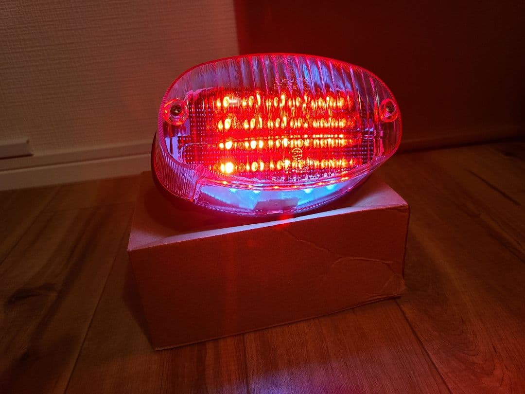 【値下げしました】バリオス 1 2型　LEDレインボーテール