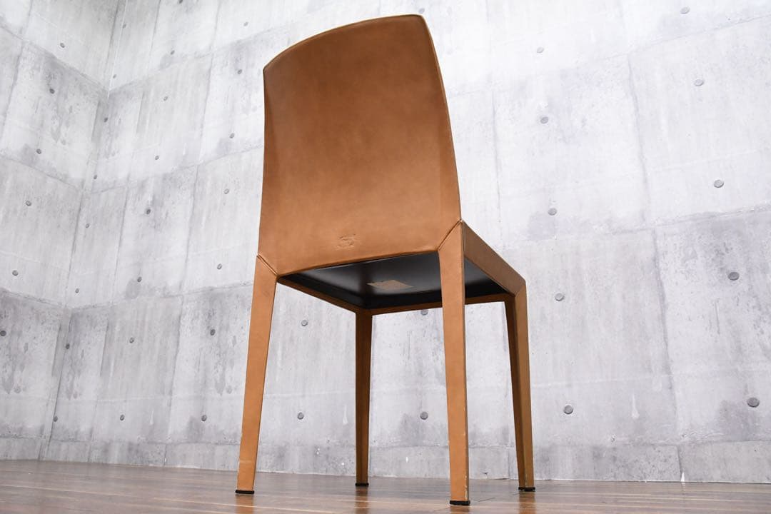 EEK125 イタリア最高峰 ポルトローナフラウ ローラ ダイニングチェア