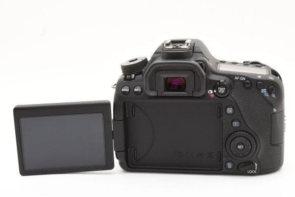 【ショット数わずか1287回】キャノン Canon EOS 80D レンズキット