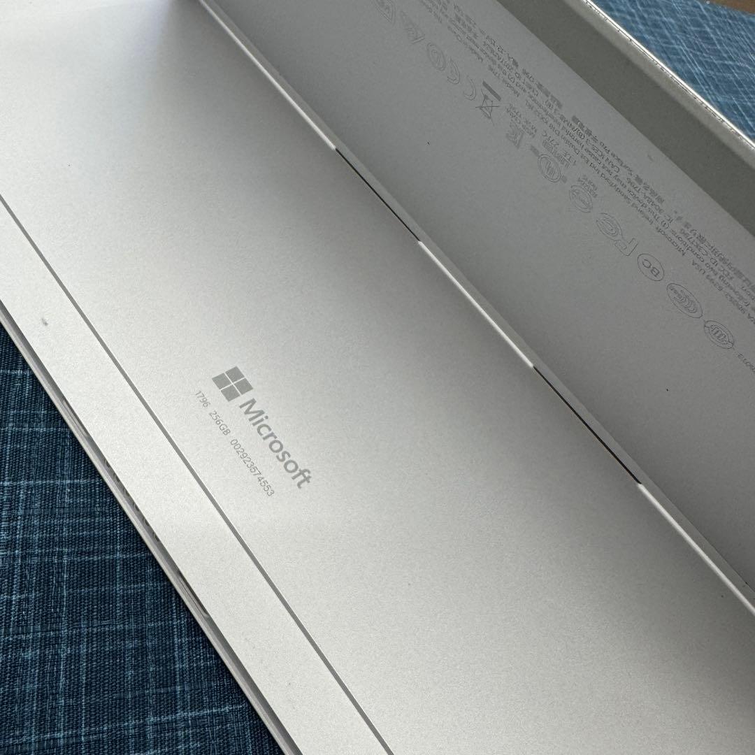 Windowsタブレット本体 Microsoft surfacepro5 Win10pro 256SSD