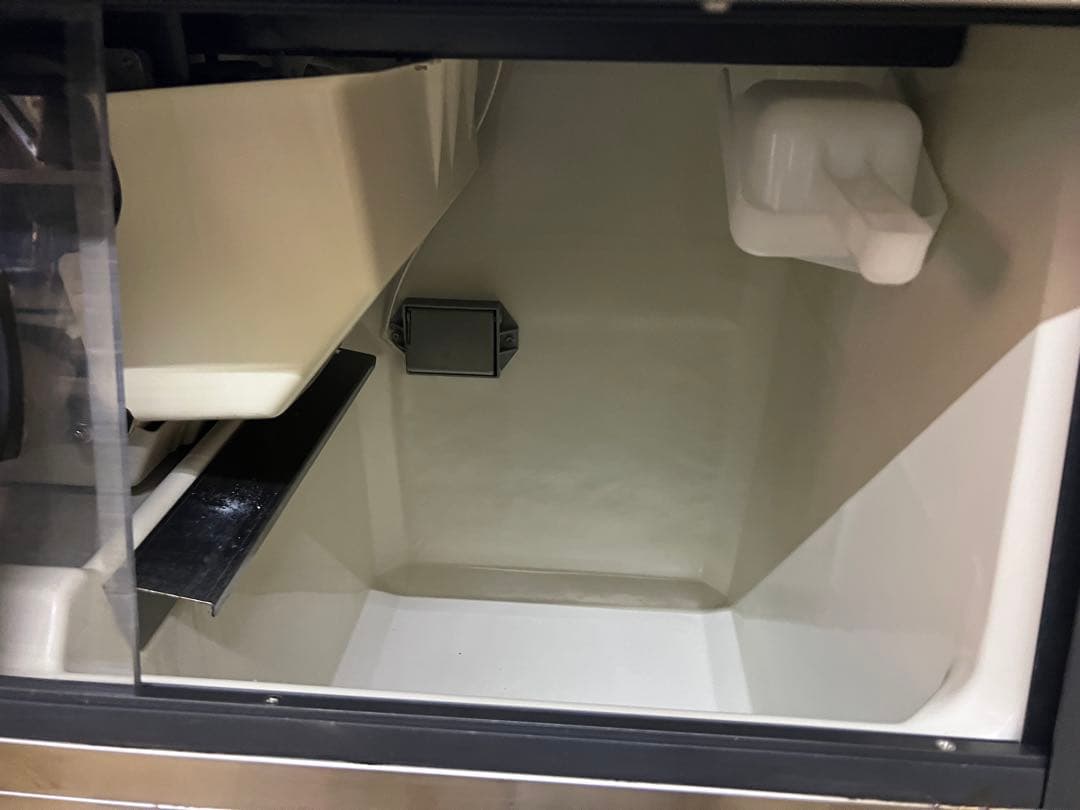 ち*ー様 Panasonic 製氷機 SIM-S9500UB 2021年製　95