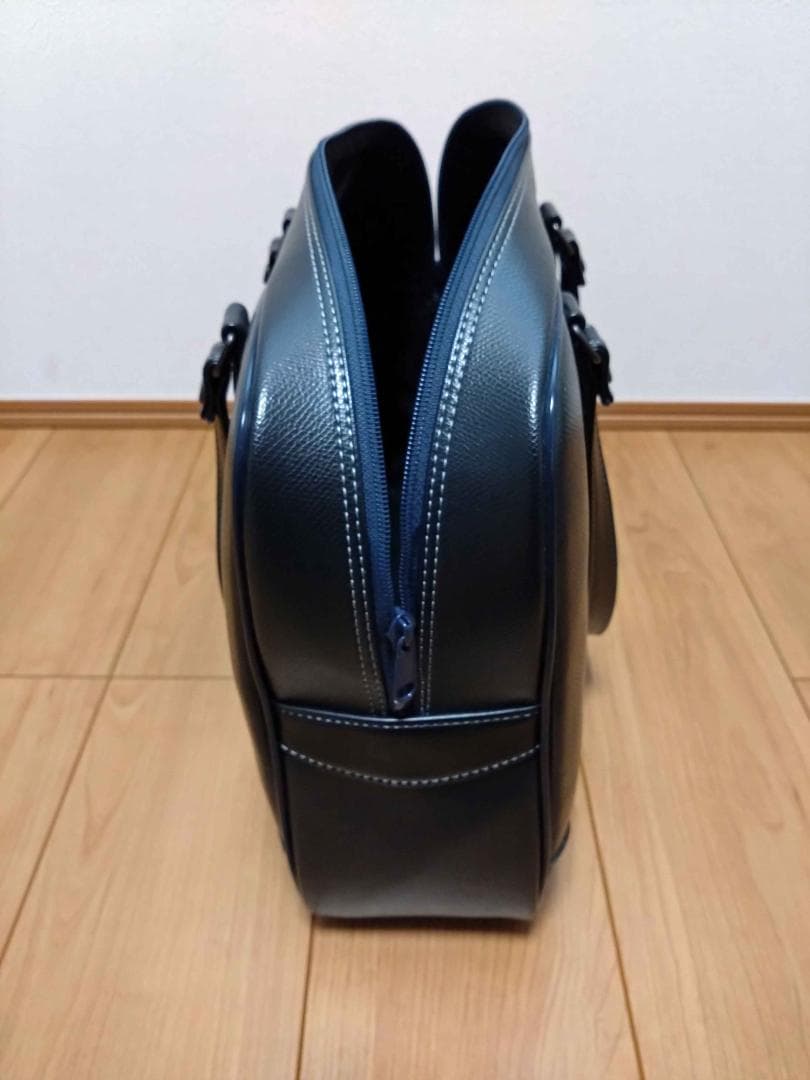 国府台女子学院　スクールバッグ