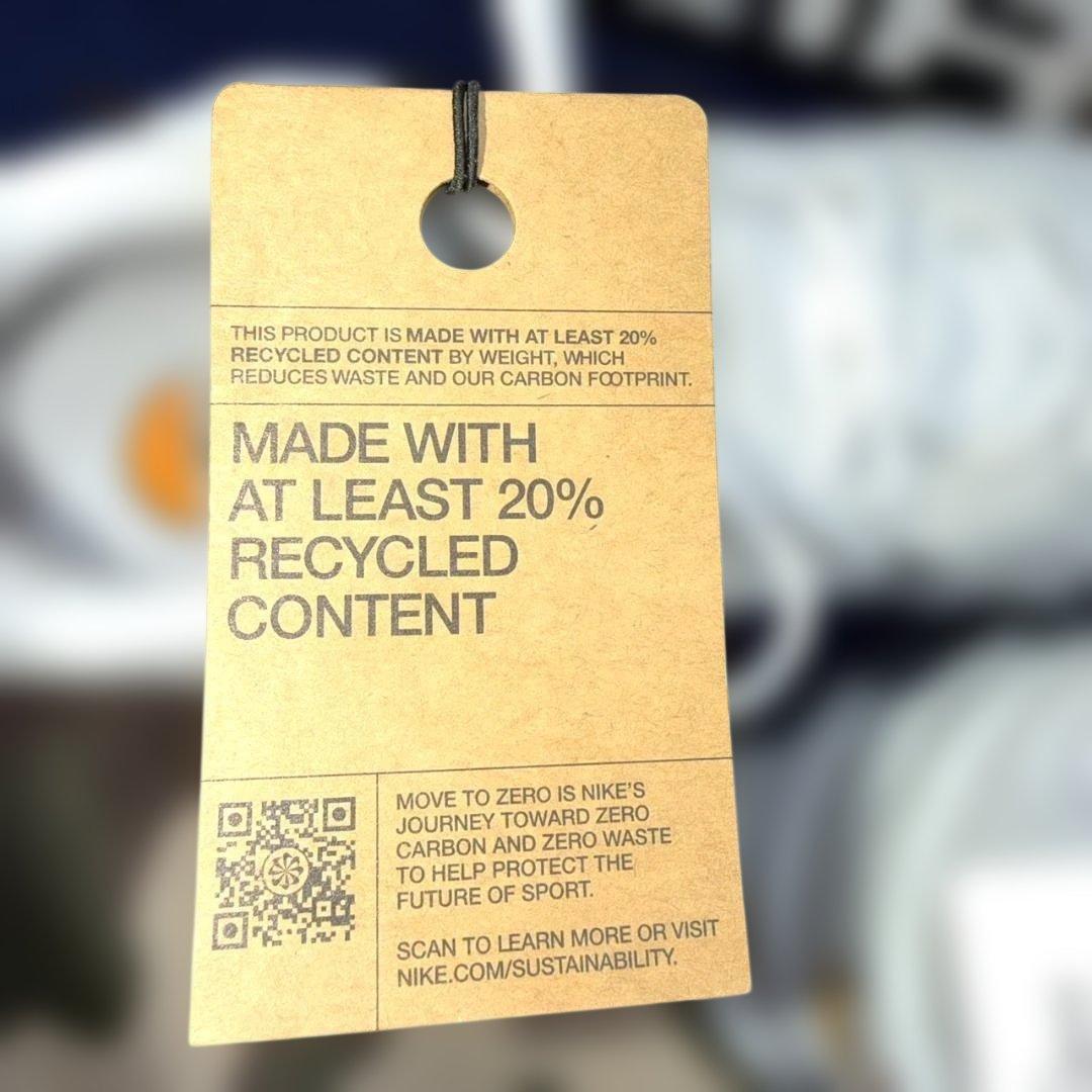 Nike　ナイキ エア マックス Dn8 レザー　２６ｃｍ