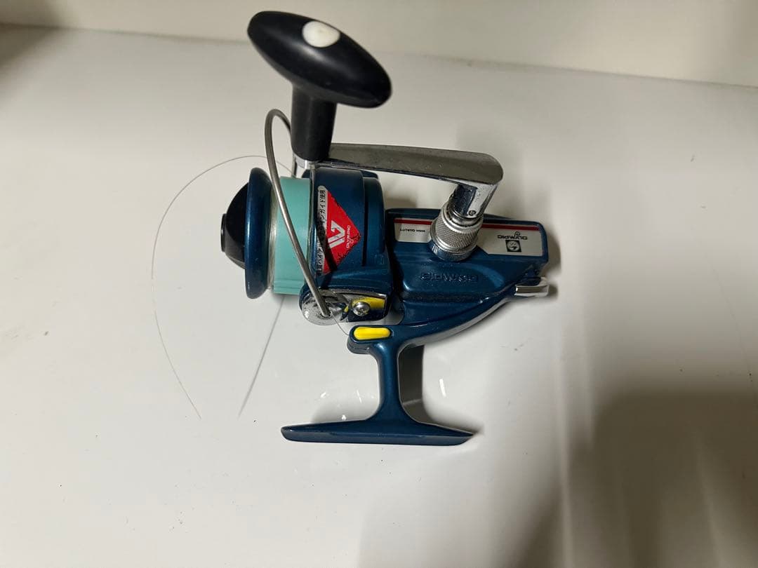 Olympic spark スピニングリール 青