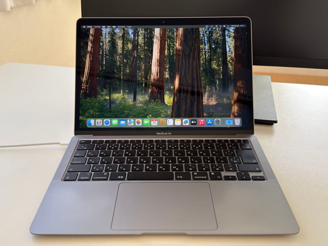 MacBook本体 MacBook Air M1 2020 8GB/256GB