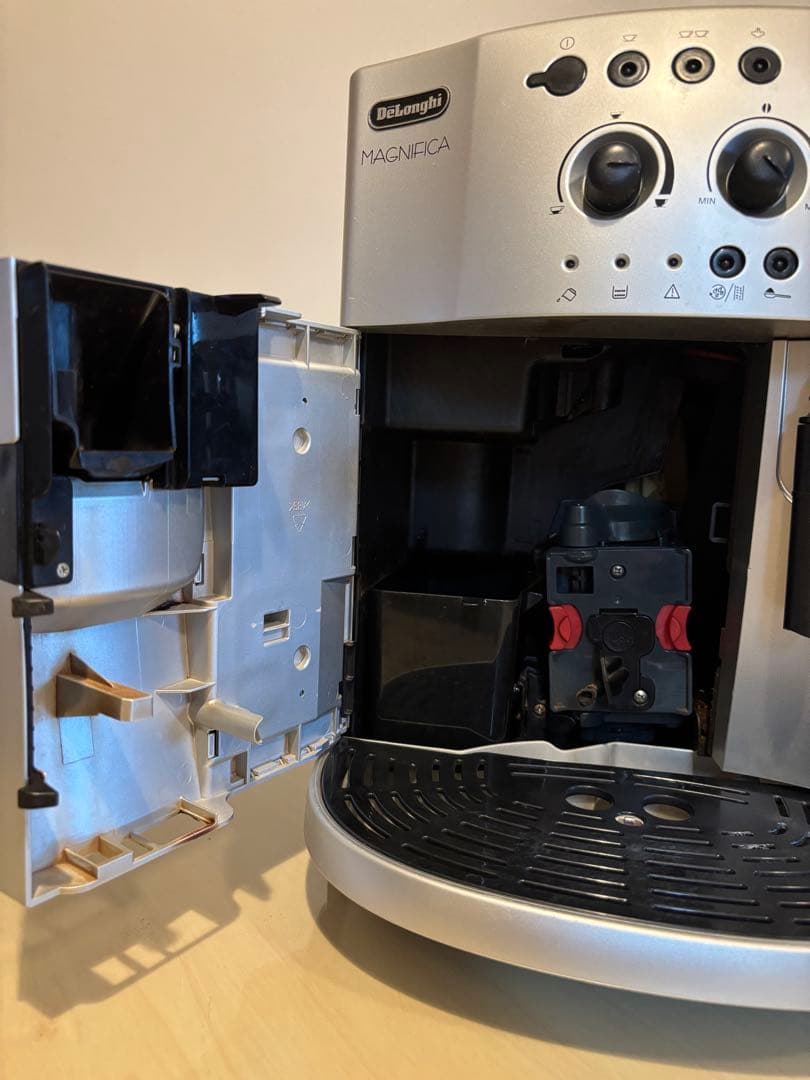 デロンギ マグニフィカ　全自動コーヒーメーカー