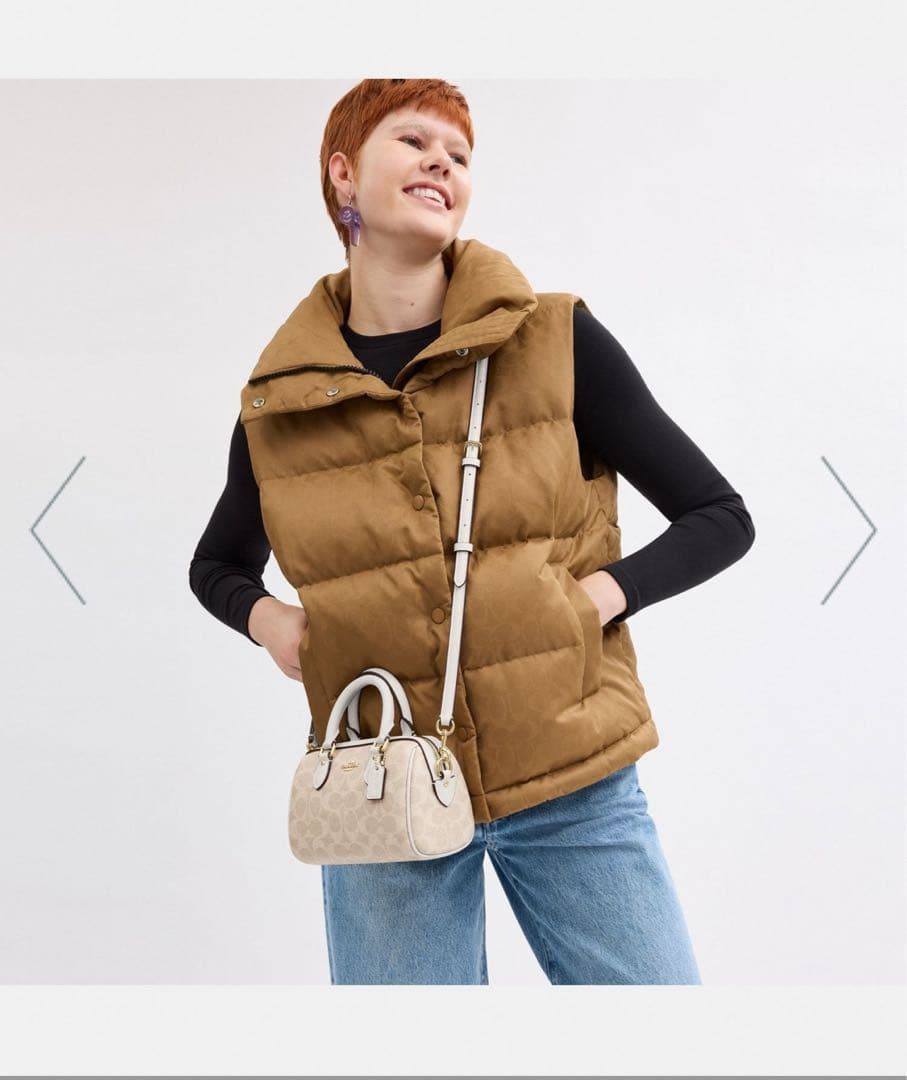 コーチ　ショルダーバッグ シグネチャー　キャンバス 未使用品　新品