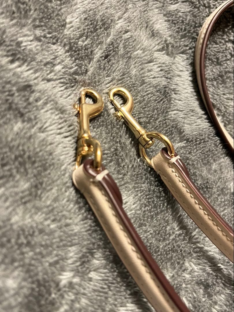 コーチ　ショルダーバッグ シグネチャー　キャンバス 未使用品　新品