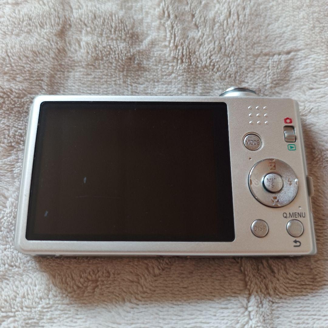 Panasonic Lumix DMC-FH5 シルバー