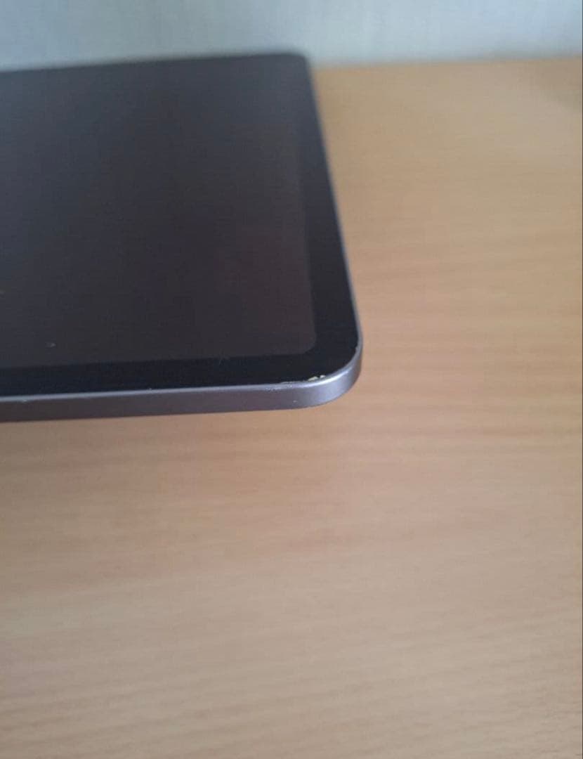 h*u様 iPad Pro 第３世代　M1チップ