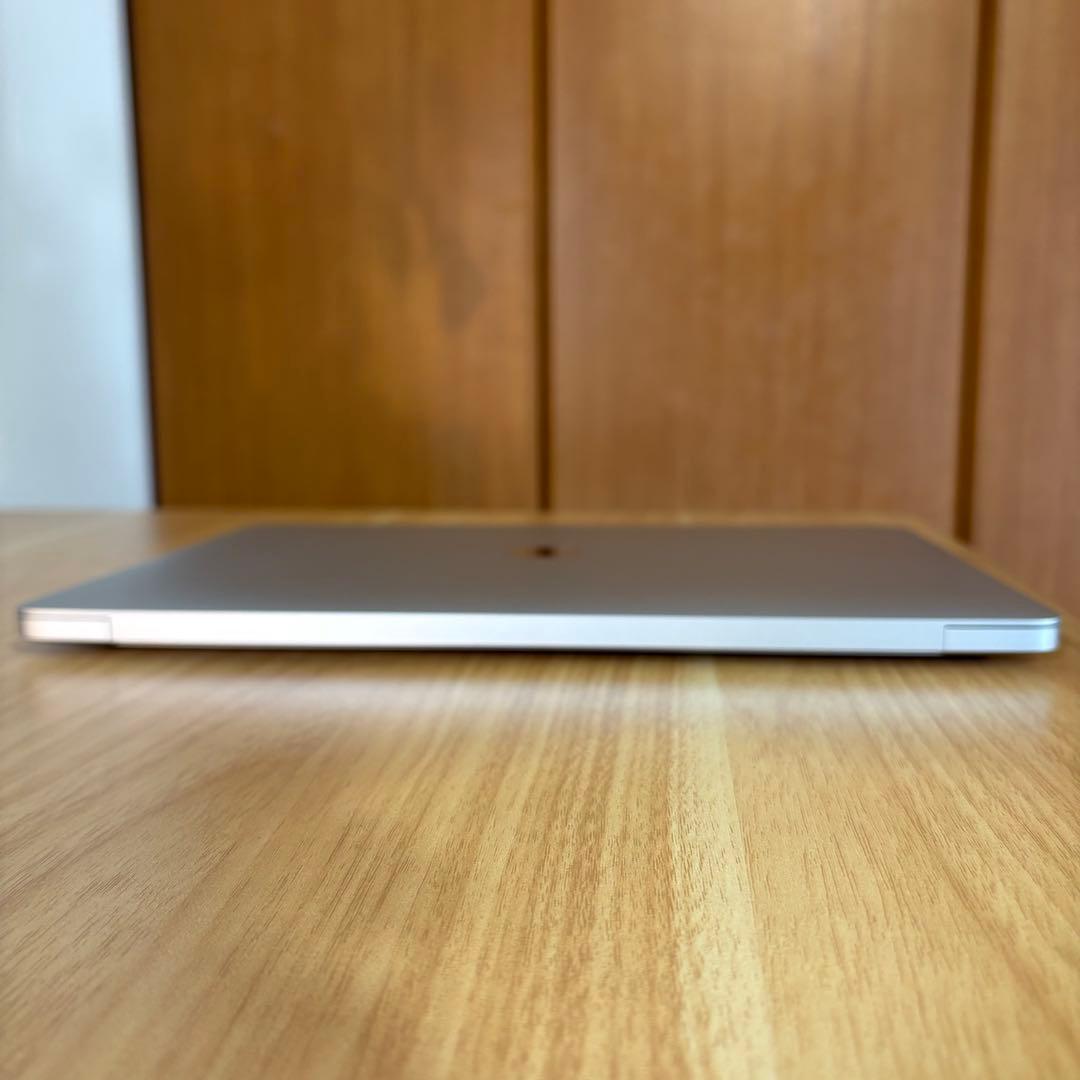 Apple MacBook Air M1 8GB 256GB スペースグレイ