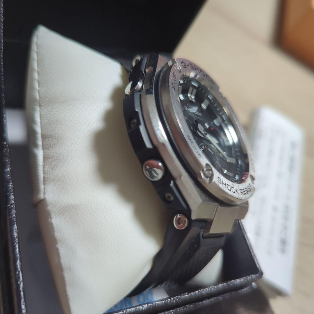 カシオ G-SHOCK ソーラー電波腕時計 GST-W110-1AJF