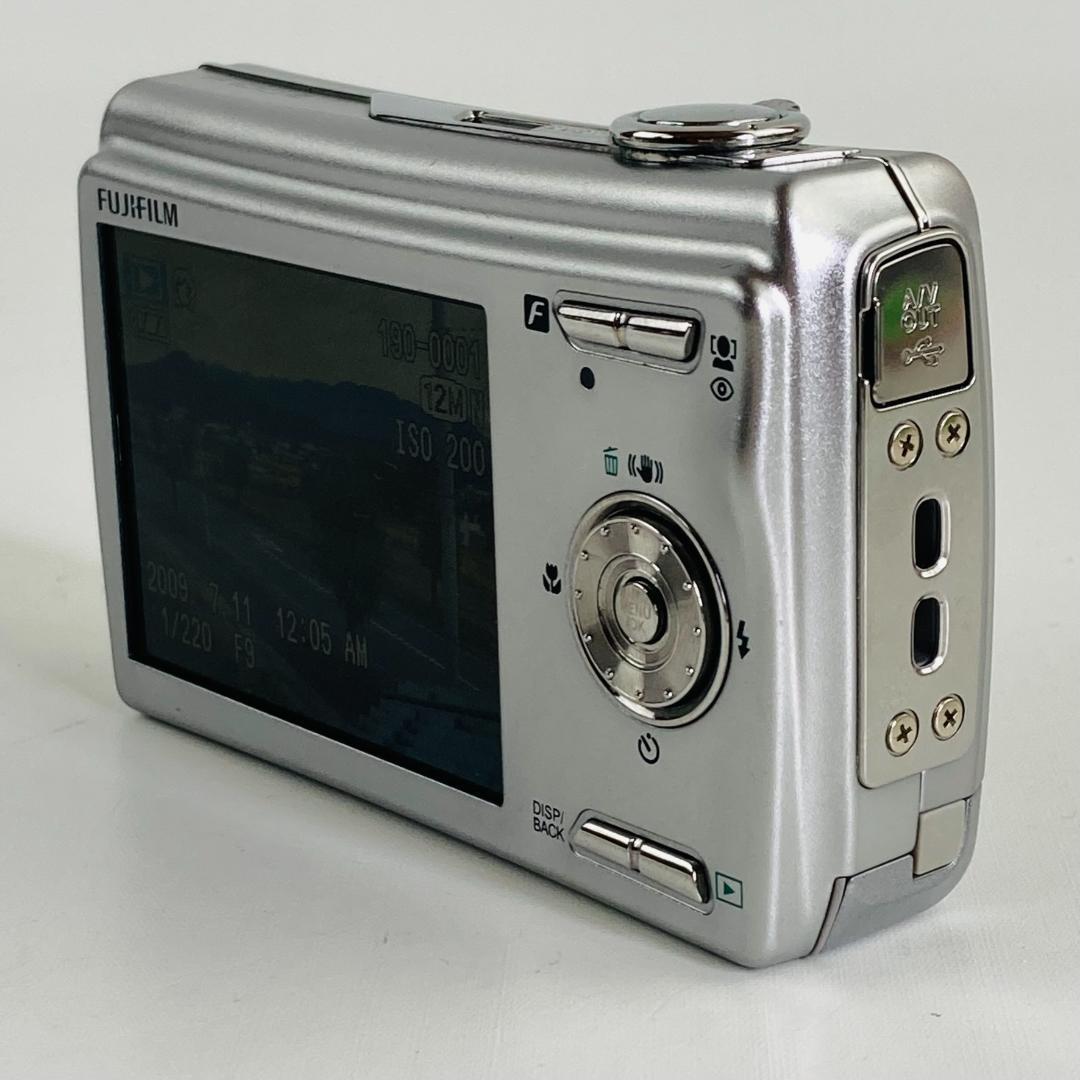 美品 FUJIFILM FinePix F100fd デジタルカメラ コンデジ