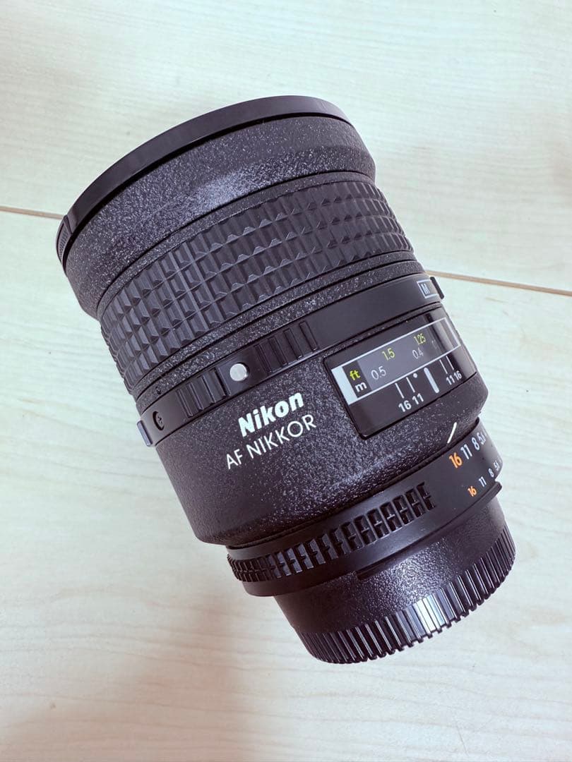【美品】Nikon (ニコン) AF NIKKOR 28mm 1:1.4 D