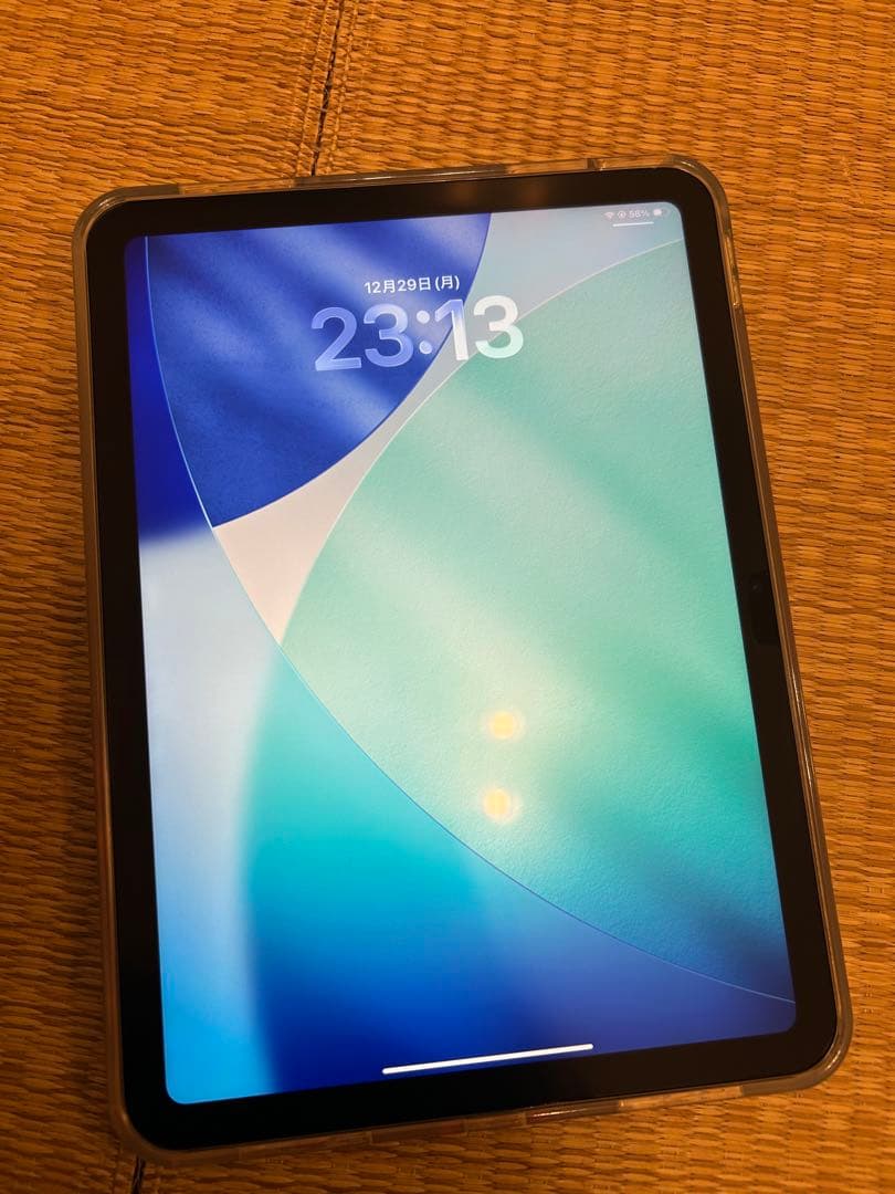 iPad A16 2025年モデル　カバー＆ケース付