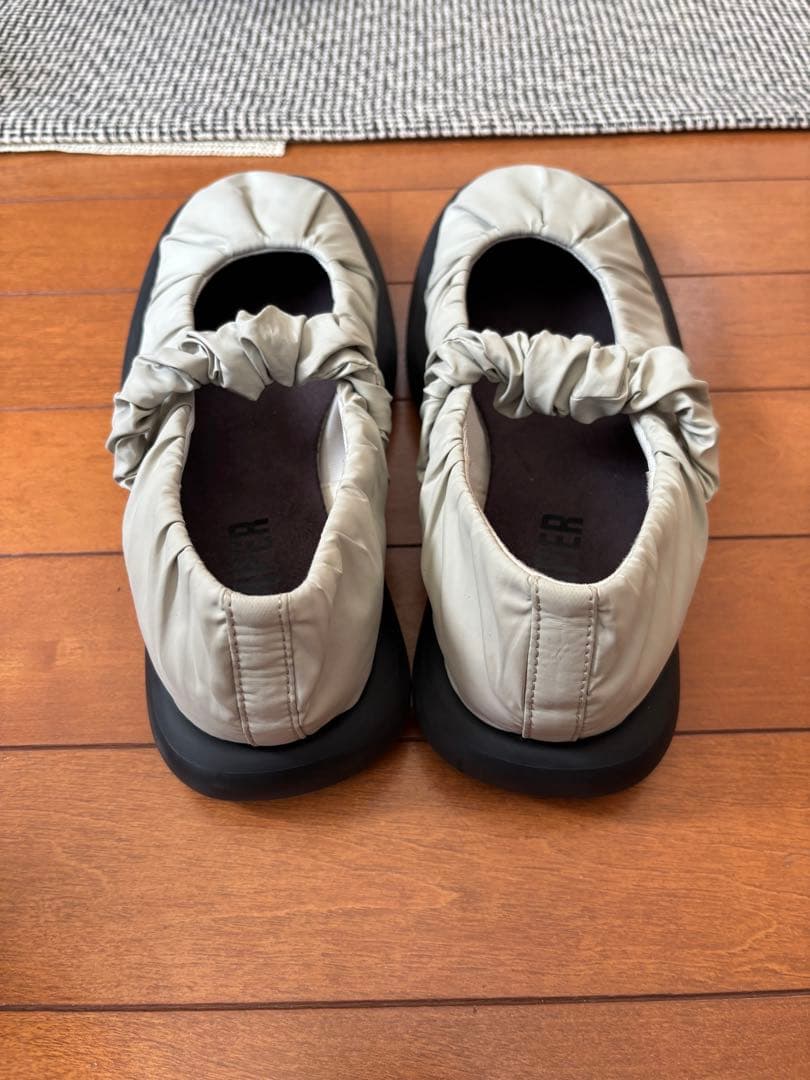 カンペール　CAMPER ONDA 白