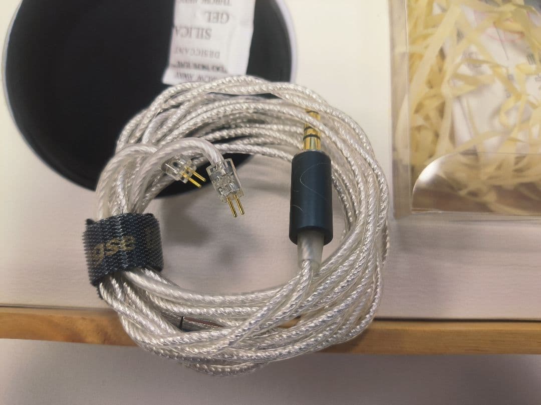 水月雨 (moondrop) 雪月花 ＆ 専用リケーブル