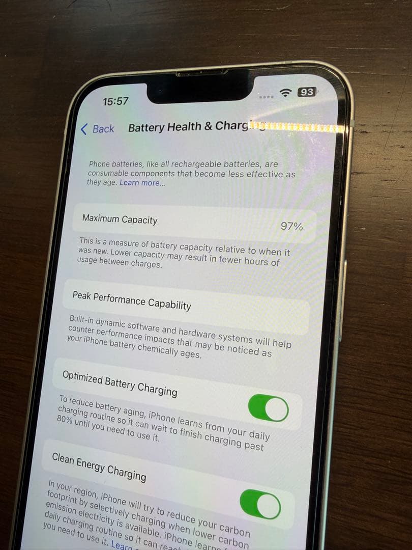【新品同様/バッテリー97%】iPhone 13 スターライト SIMフリー