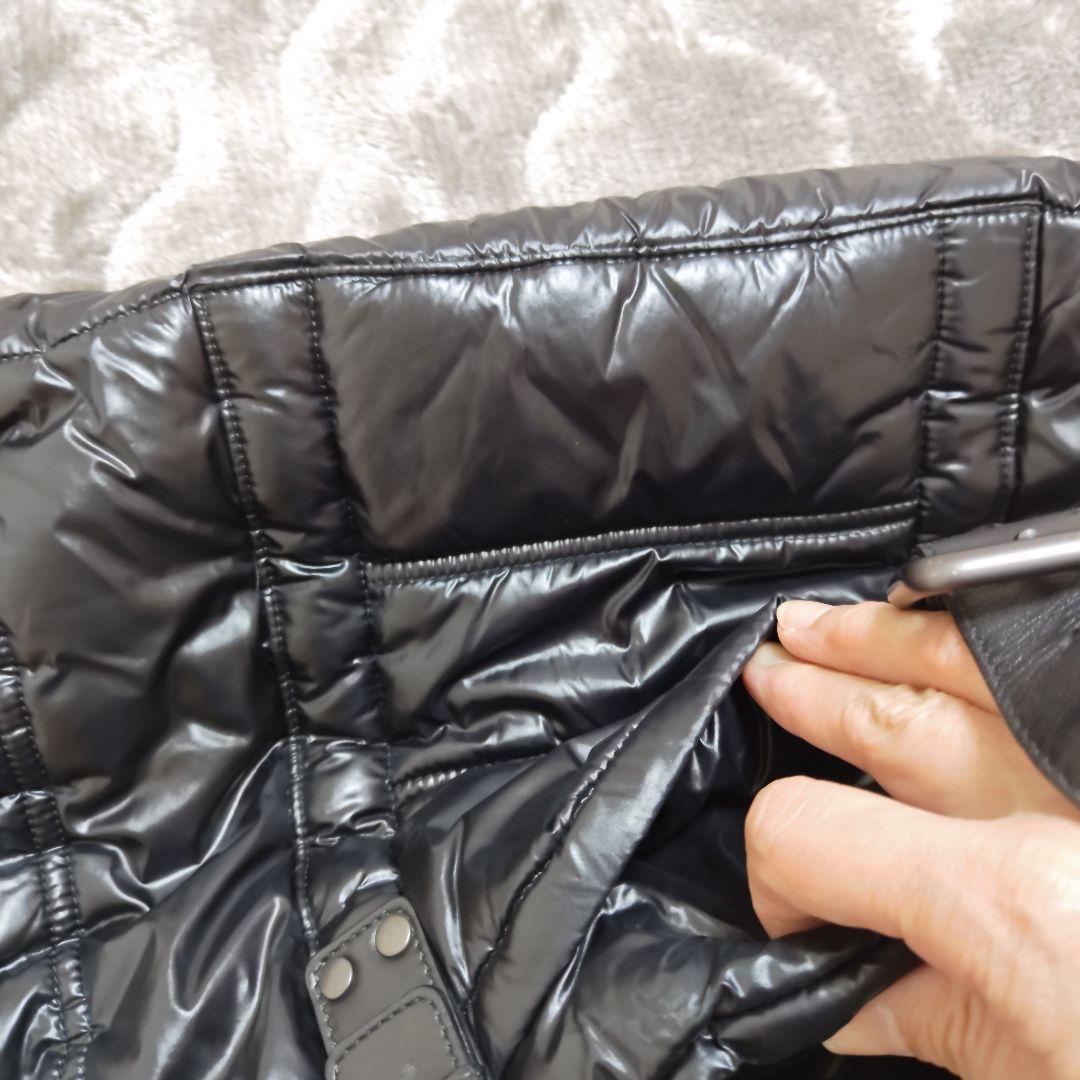 ボッテガ　黒いキルティングショルダーバッグ